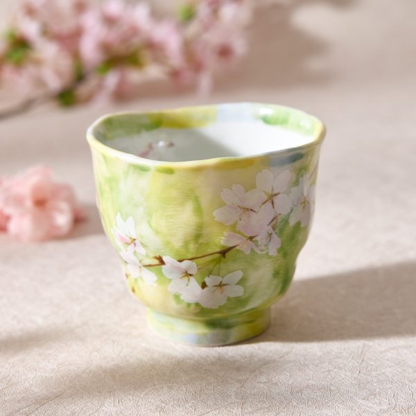 Hanagasumi Sakura Teacup (Green) Online Hot Sale
