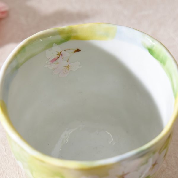 Hanagasumi Sakura Teacup (Green) Online Hot Sale - Image 3